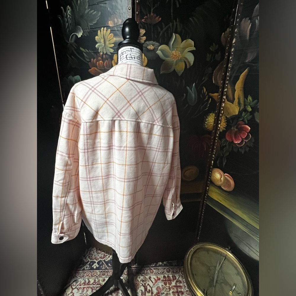 HFX Shacket Sz Large Double Breasted Snap Closure Hip Pockets Pink Flannel Sz L - Picture 3 of 7